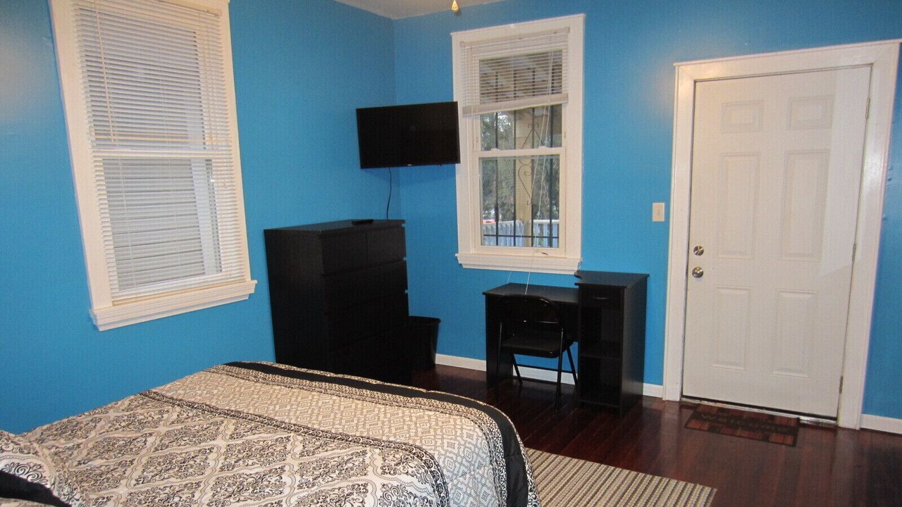 Photo of Bedroom in Seventh Ward