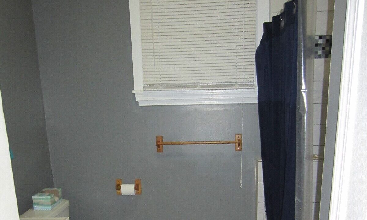Photo of Bathroom in Seventh Ward