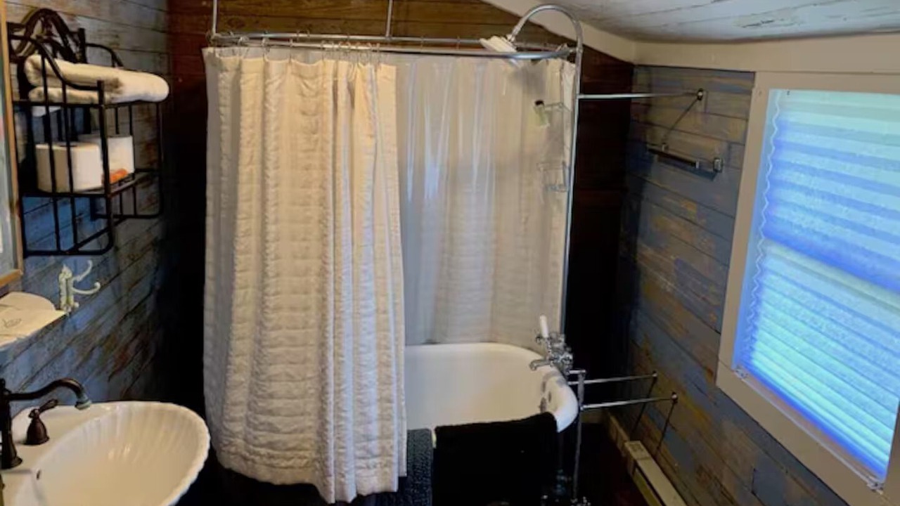 Photo of Bathroom in Eunice
