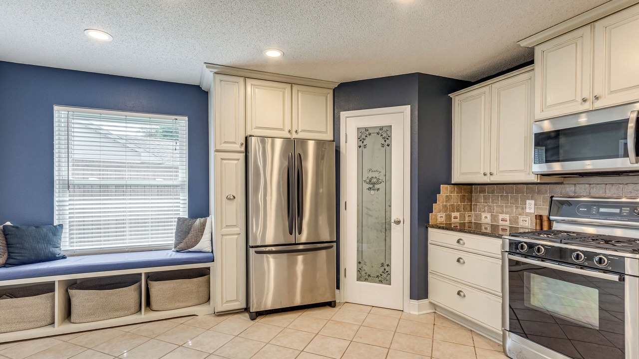 Photo of Kitchen in Ono Island
