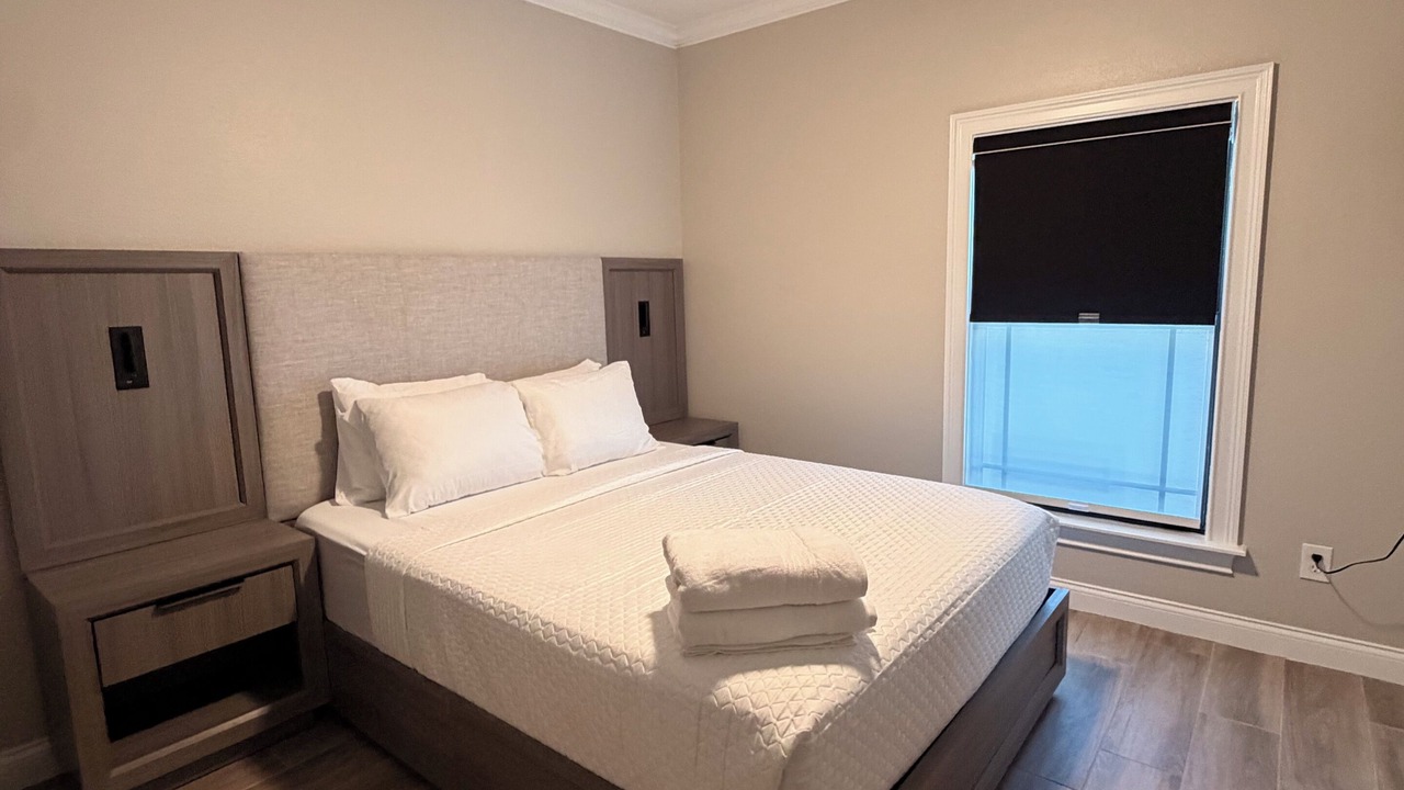 Photo of Bedroom in Fairview Shores