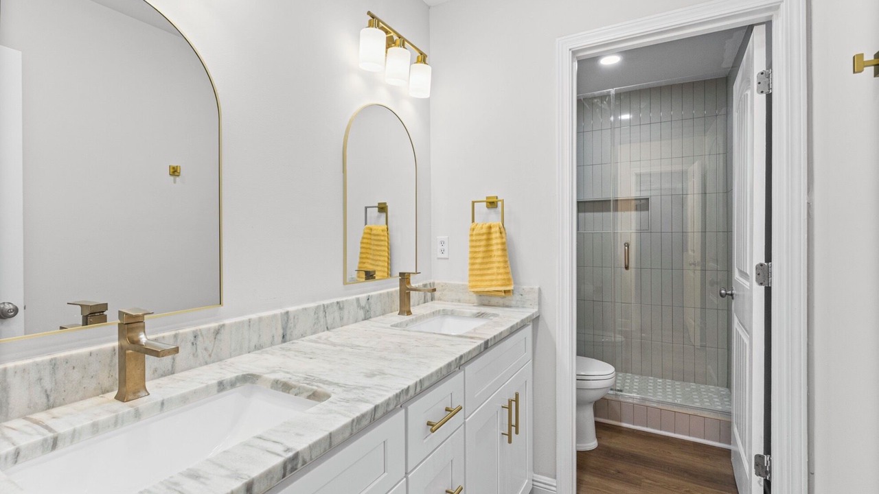 Photo of Bathroom in Mobile