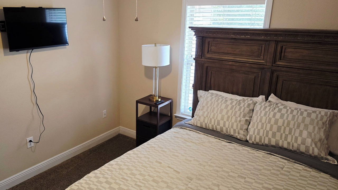 Photo of Bedroom in Foley