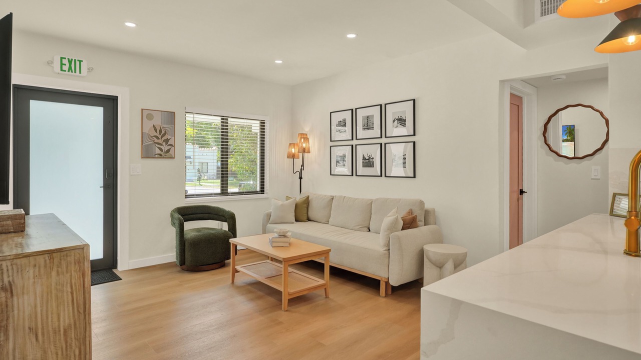 Photo of Bedroom in Miami Springs