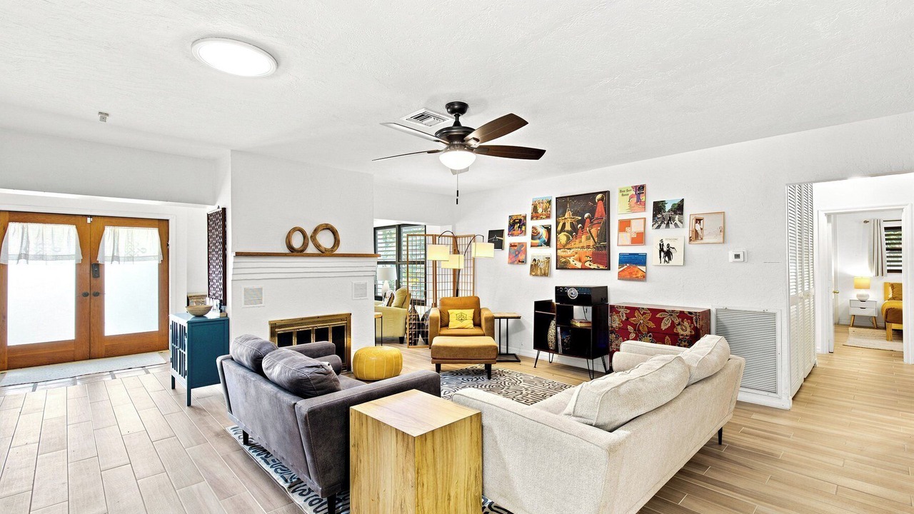 Photo of Livingroom in Downtown Fort Lauderdale