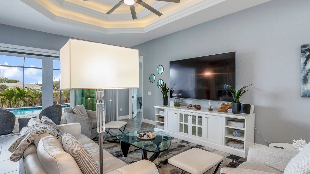 Photo of Livingroom in Diplomat