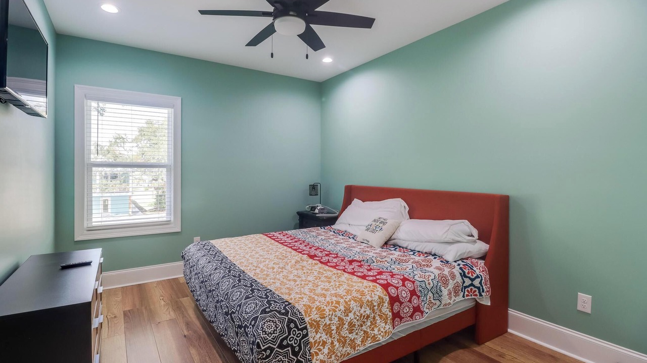 Photo of Bedroom in Long Beach