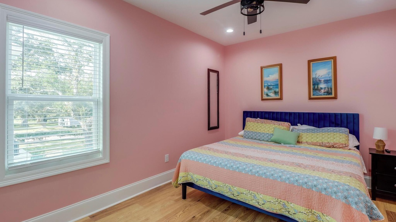 Photo of Bedroom in Long Beach