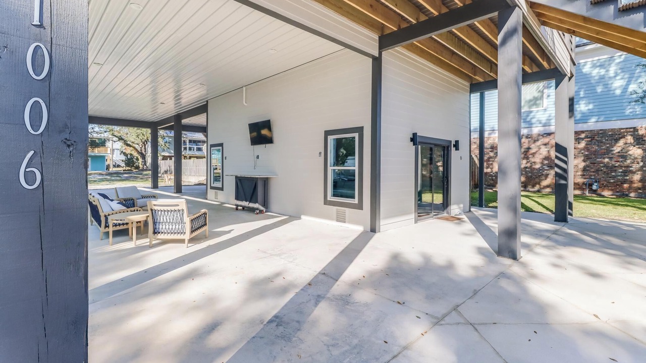 Photo of Patio Balcony in Long Beach