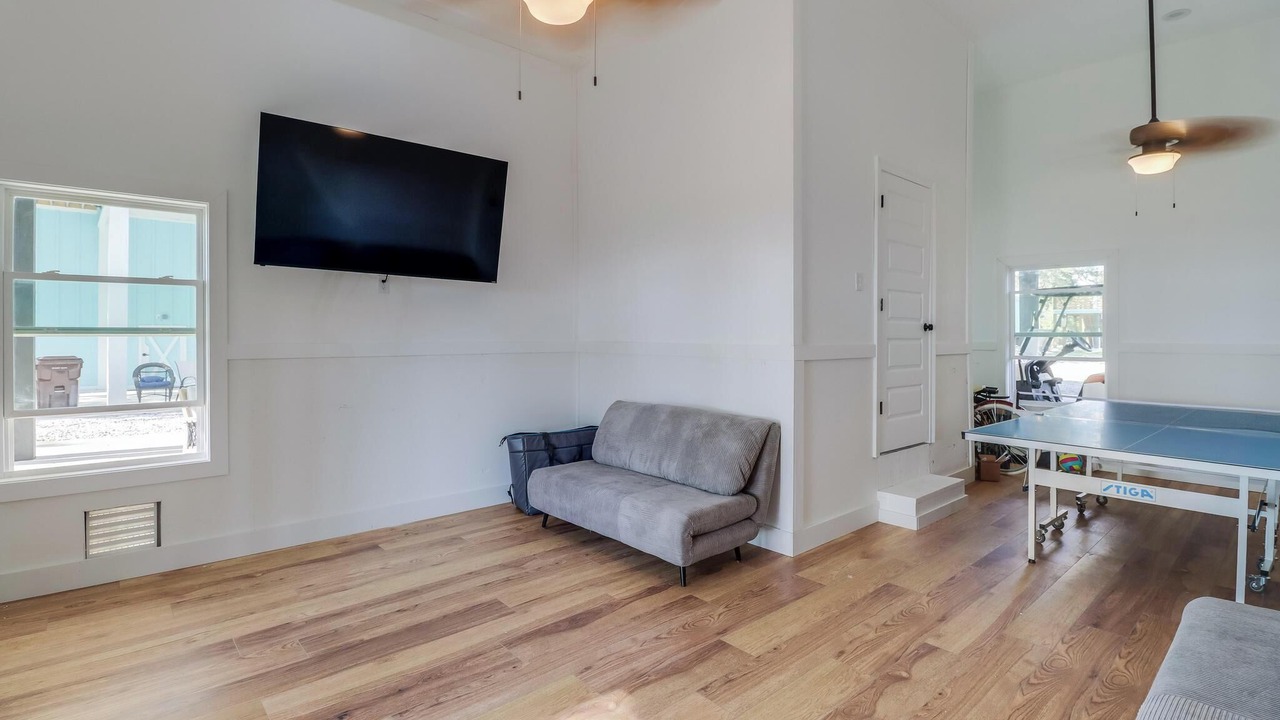 Photo of Livingroom in Long Beach