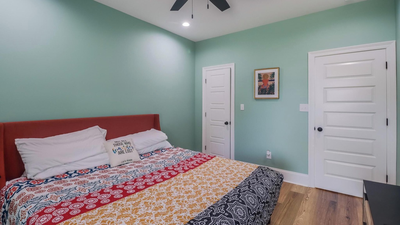 Photo of Bedroom in Long Beach