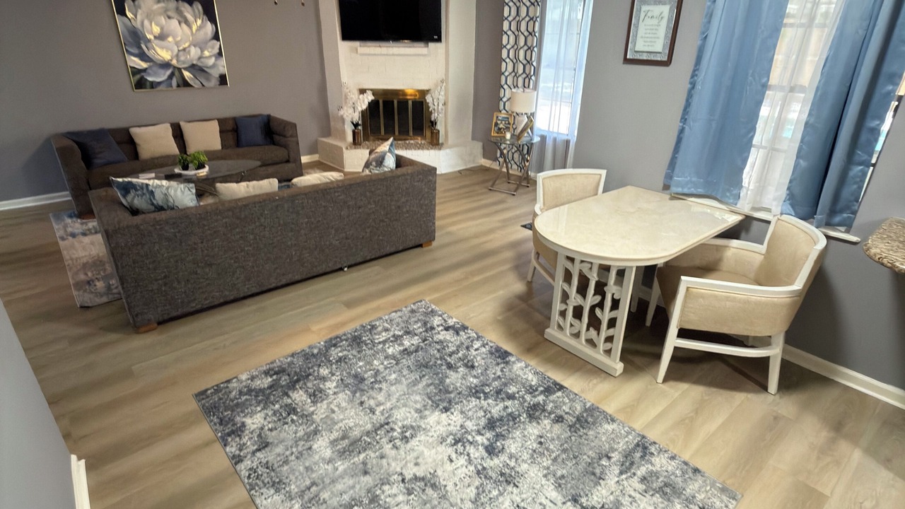 Photo of Livingroom in Deer Park