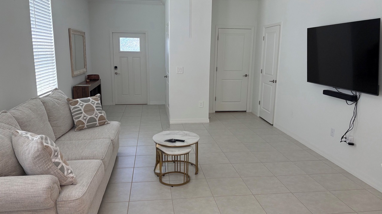 Photo of Livingroom in Zephyrhills