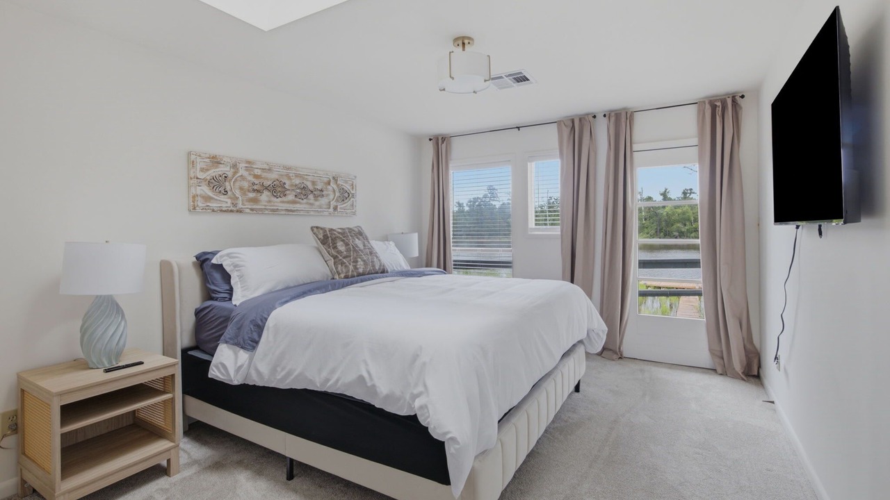 Photo of Bedroom in Lake Charles