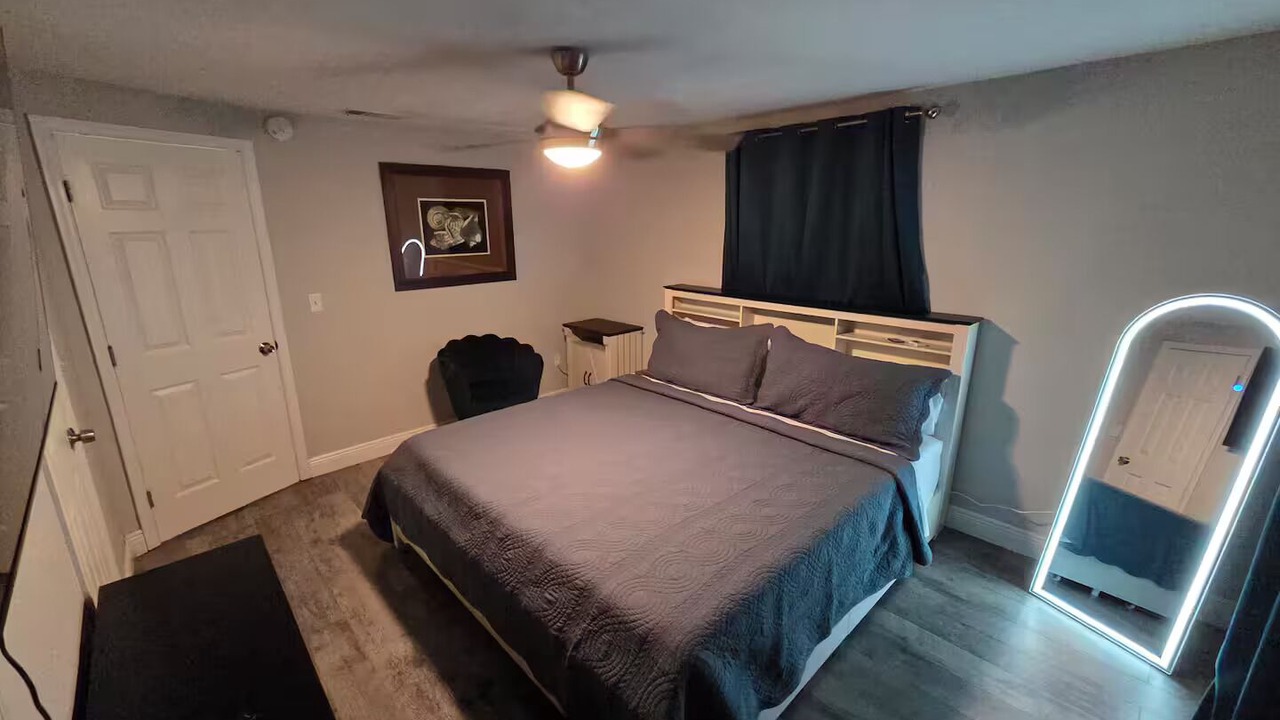 Photo of Bedroom in Beacon Square