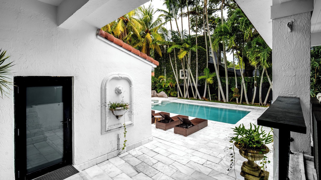 Photo of Patio Balcony in East Little Havana
