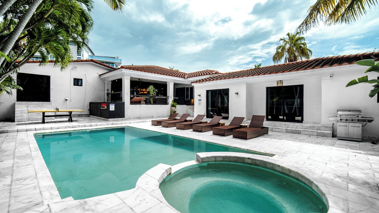 Photo of Outdoor in East Little Havana