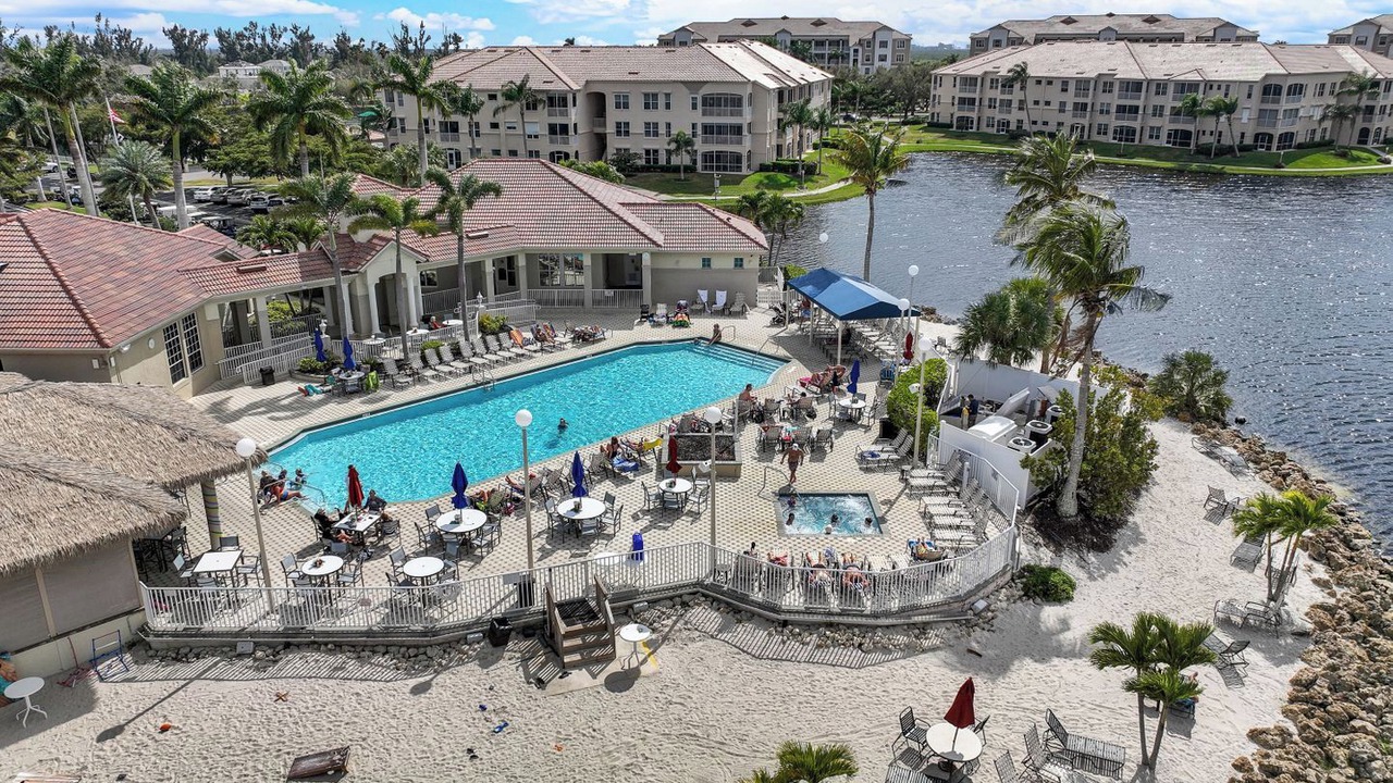 Photo of Others in Tropical Cove