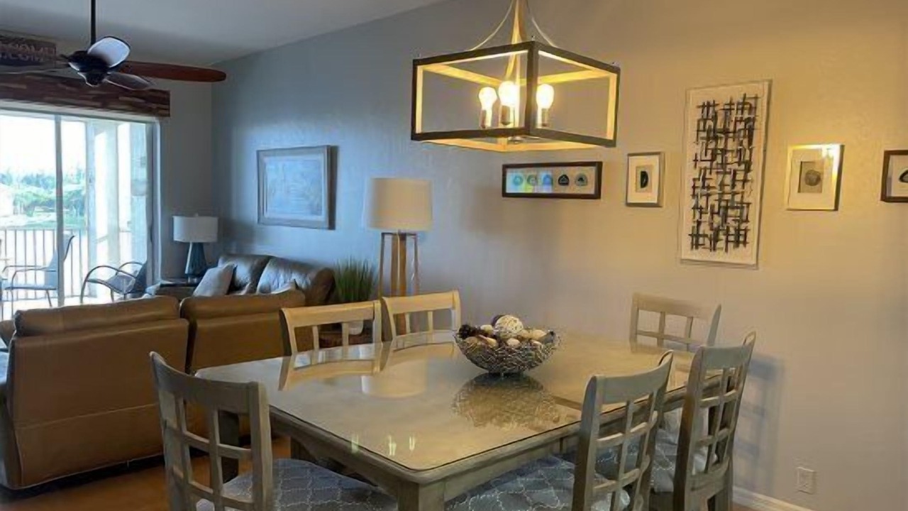 Photo of Livingroom in Tropical Cove