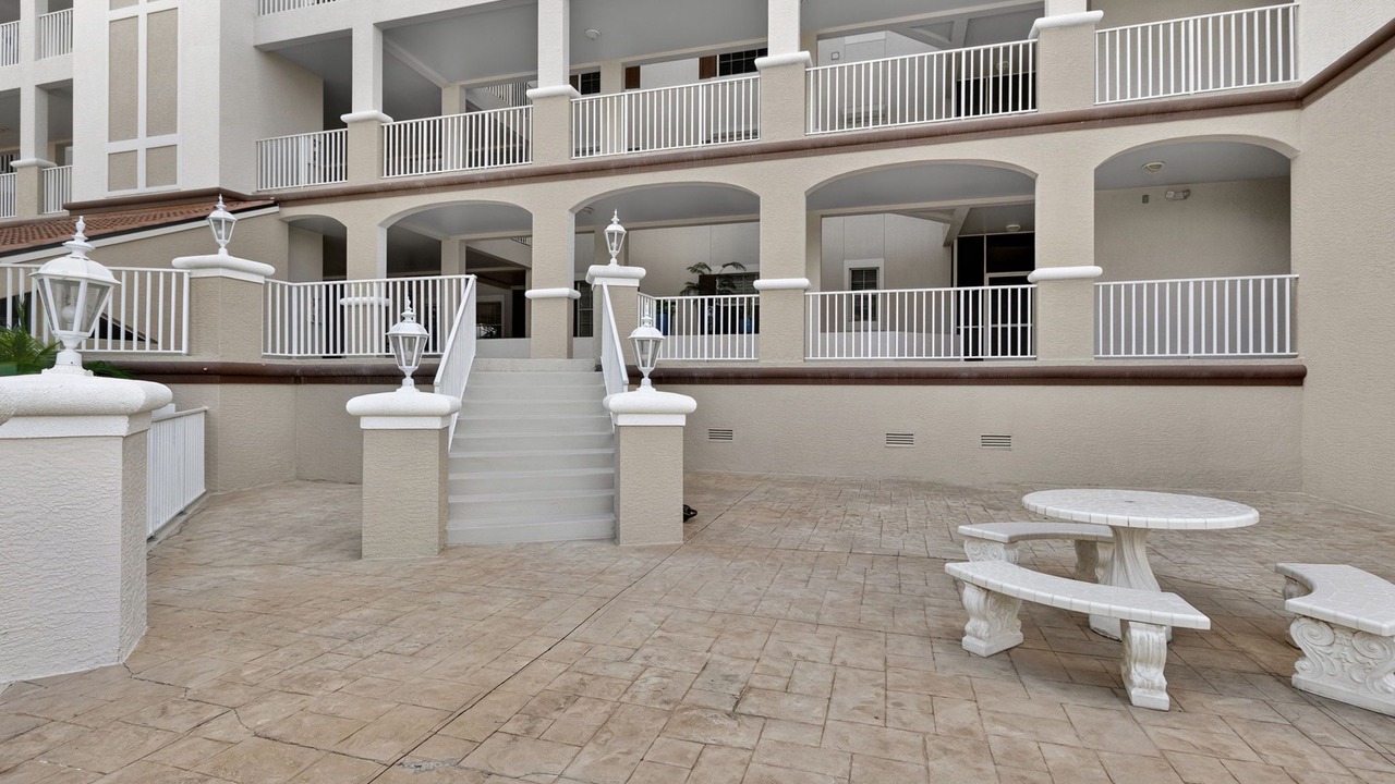 Photo of Outdoor in Tropical Cove