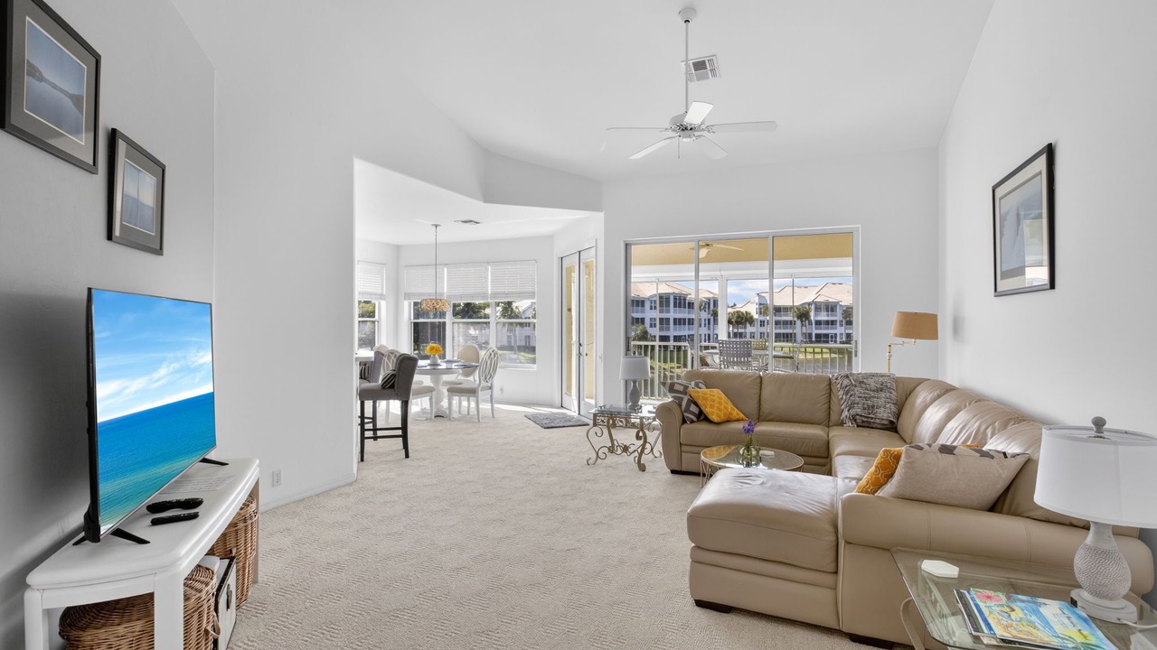 Photo of Bedroom in Tropical Cove