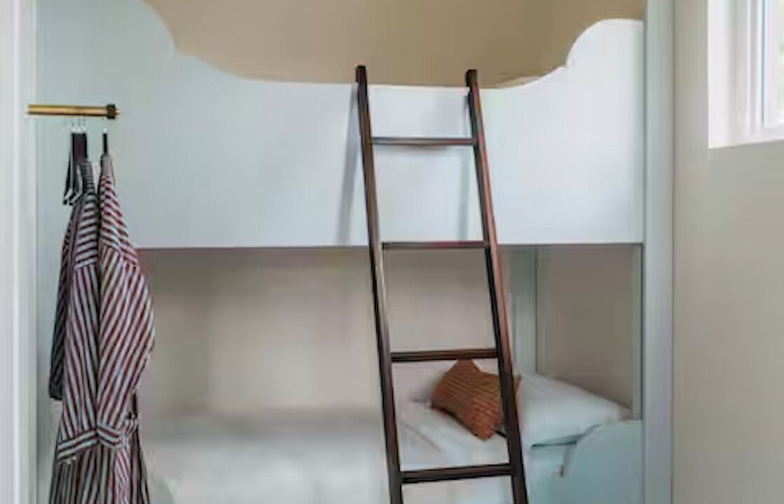 Photo of Bedroom in Lower Garden District