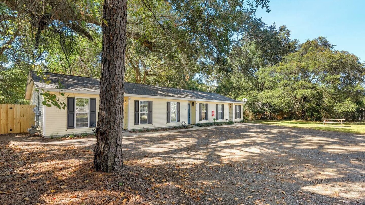 Photo of Outdoor in Northeast Pensacola