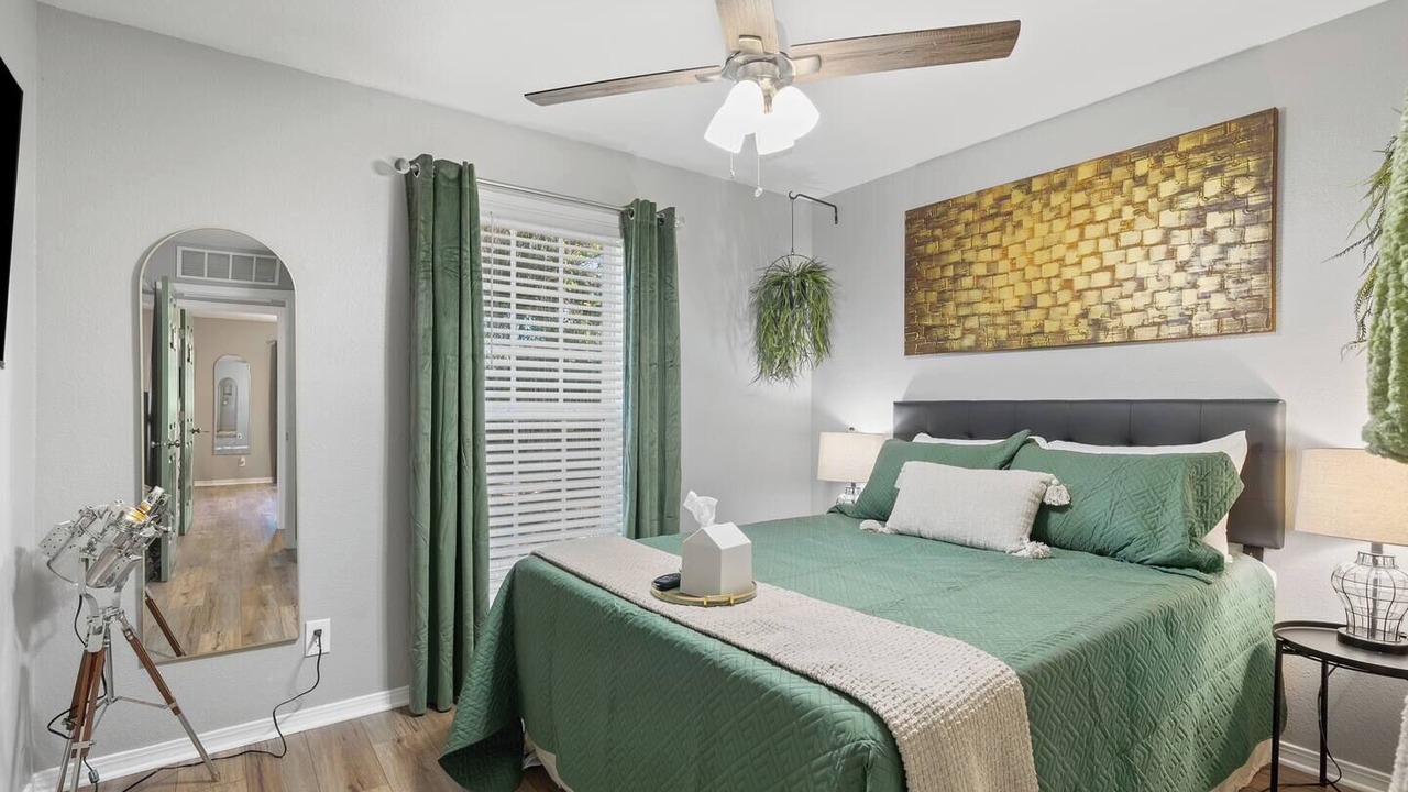 Photo of Bedroom in Northeast Pensacola