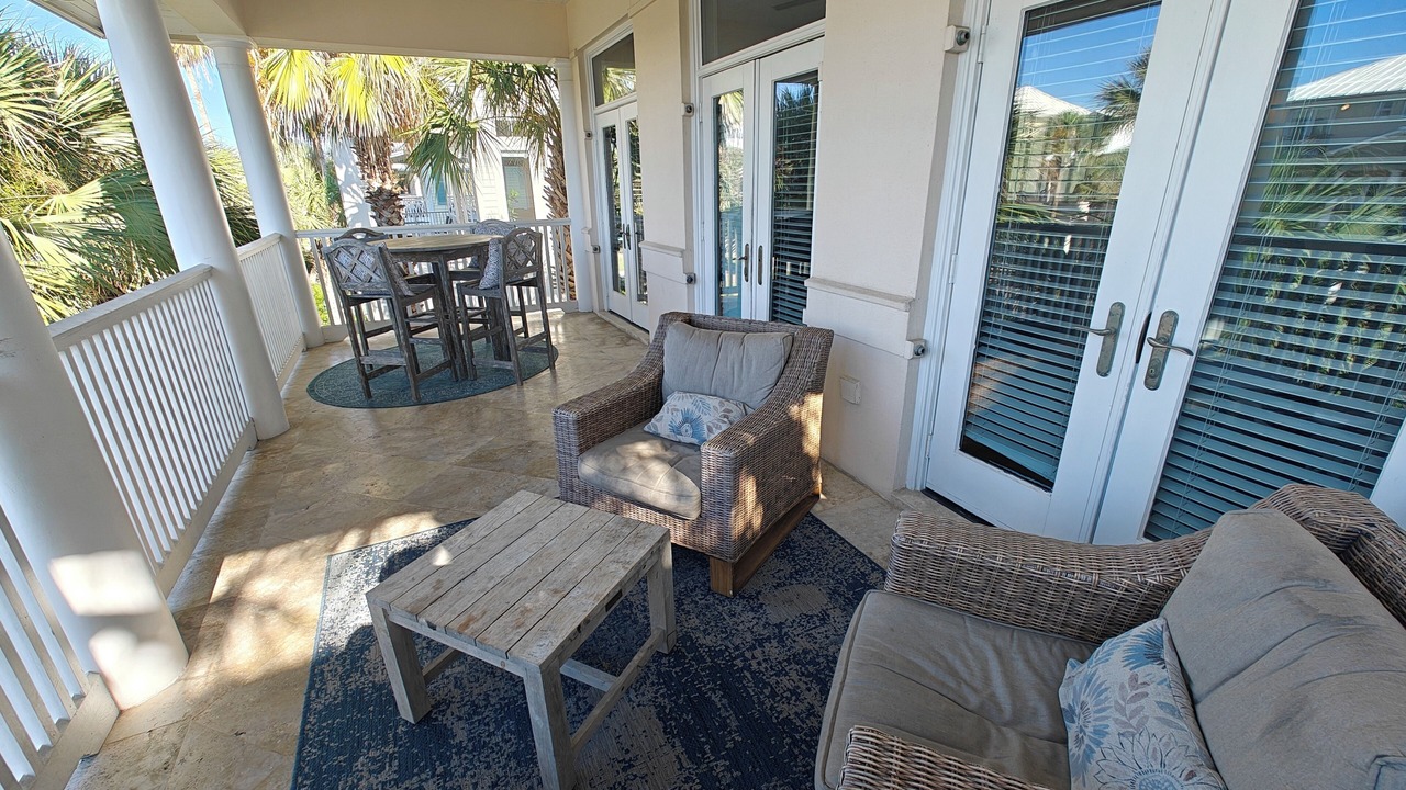 Photo of Outdoor in Emerald Waters Village