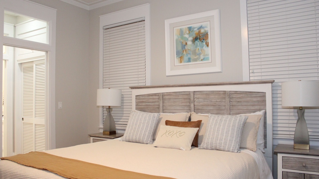 Photo of Bedroom in Emerald Waters Village