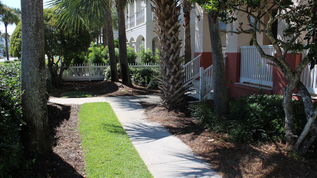 Photo of Outdoor in Emerald Waters Village