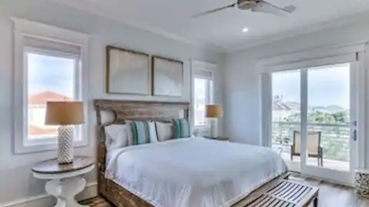 Photo of Bedroom in Frangista Beach