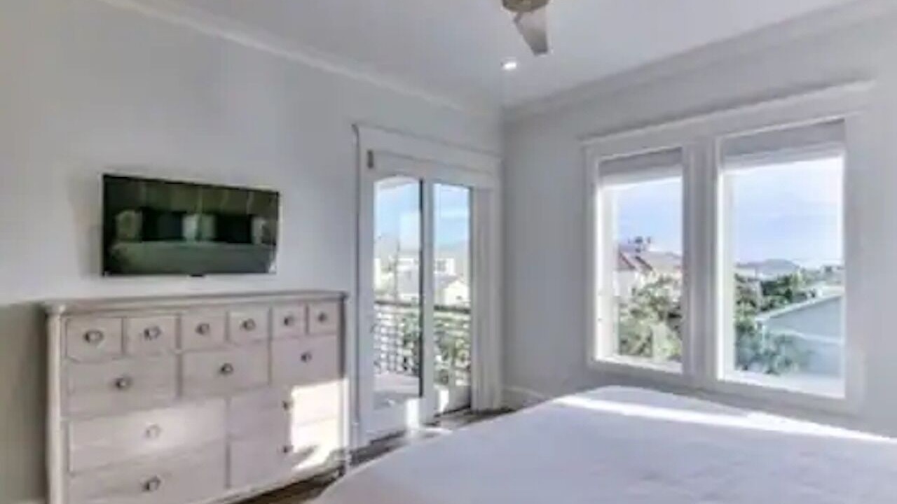 Photo of Bedroom in Frangista Beach