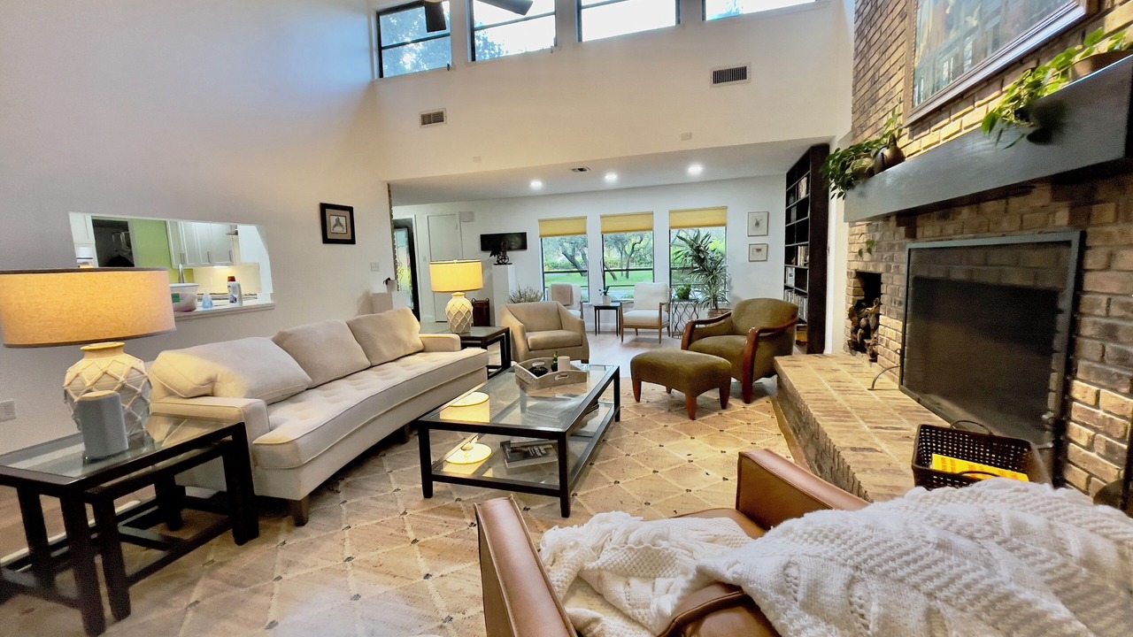 Photo of Livingroom in Winter Springs