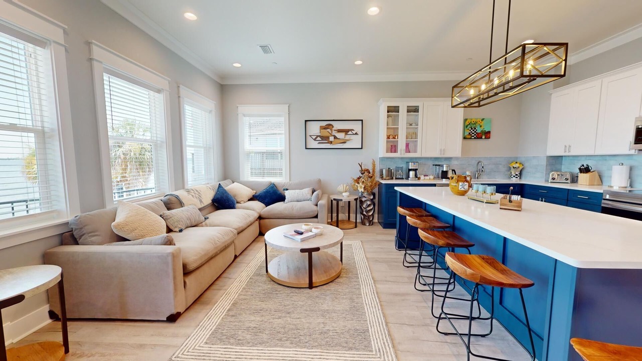 Photo of Livingroom in Thomas Drive