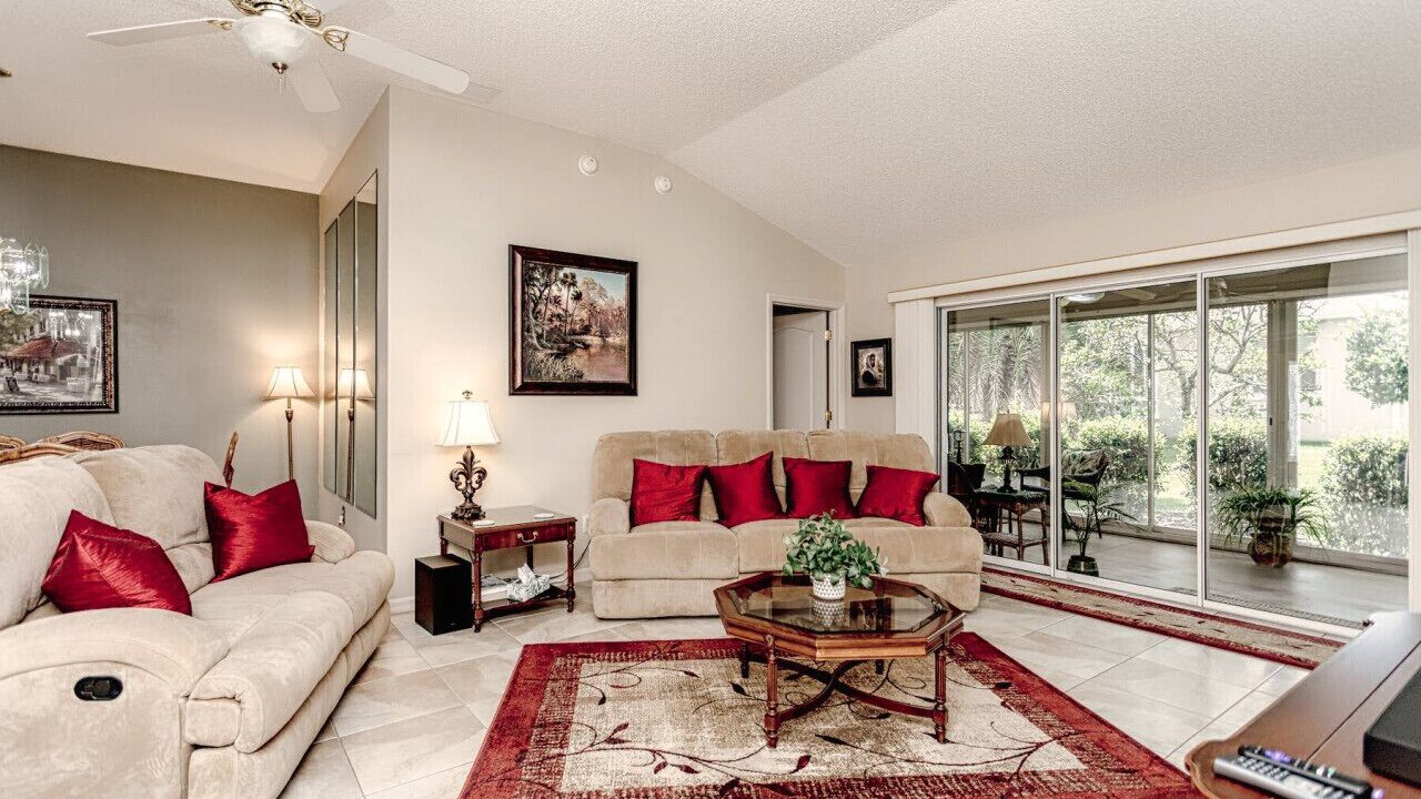 Photo of Livingroom in Chatham