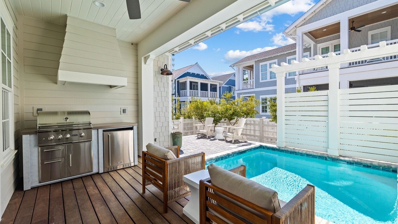 Photo of Patio Balcony in WaterSound West Beach