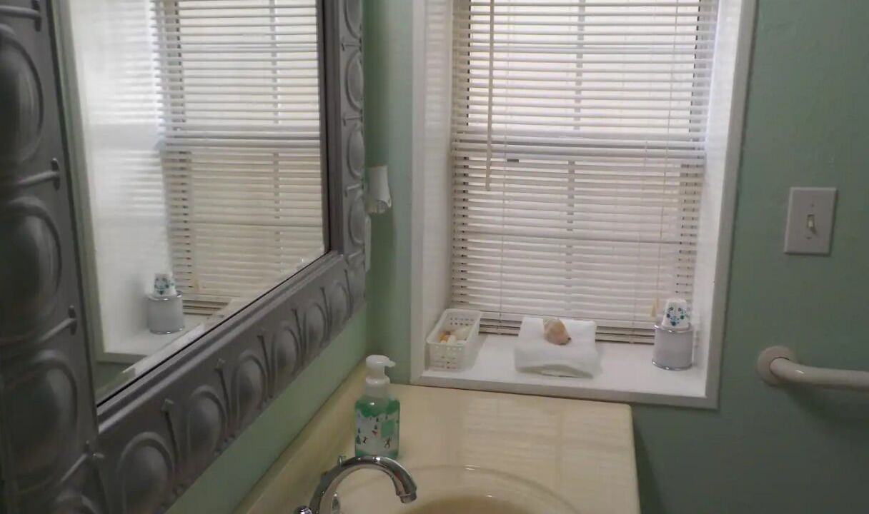 Photo of Bathroom in East Hill