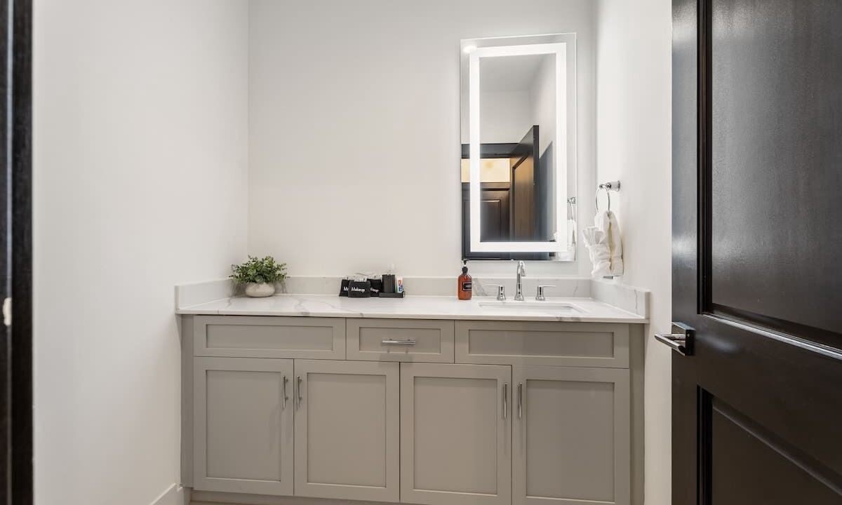 Photo of Bedroom in Central Business District