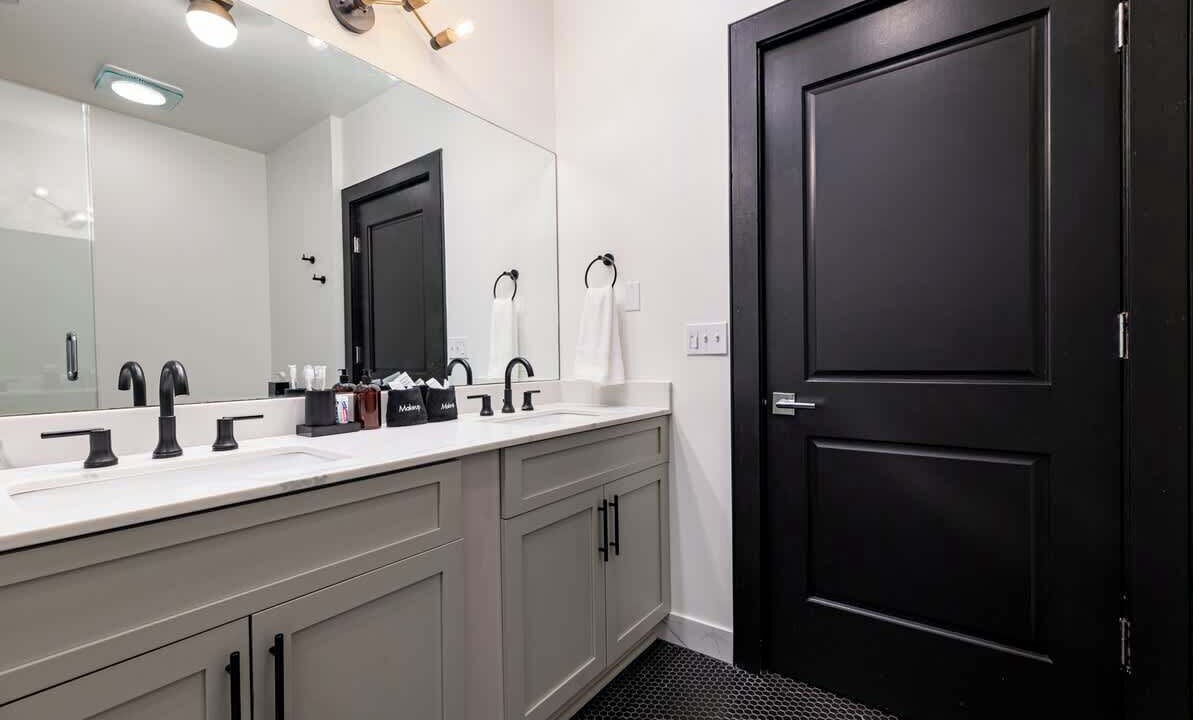 Photo of Bathroom in Central Business District