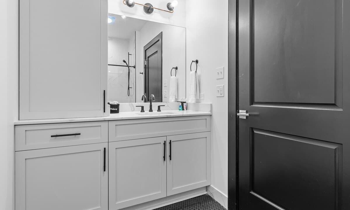 Photo of Bathroom in Central Business District