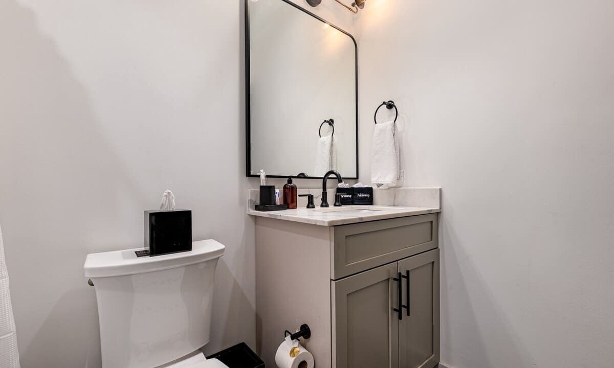 Photo of Bathroom in Central Business District