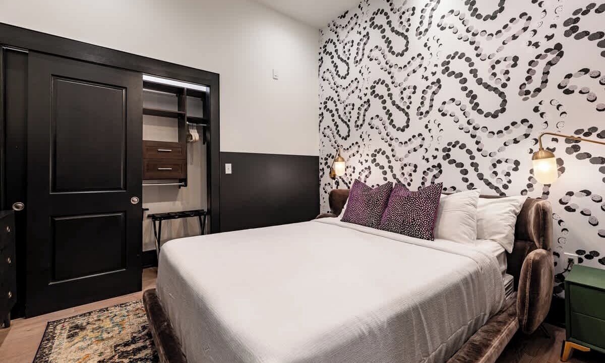 Photo of Bedroom in Central Business District