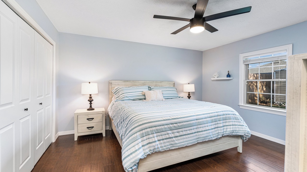 Photo of Bedroom in Riviera Beach
