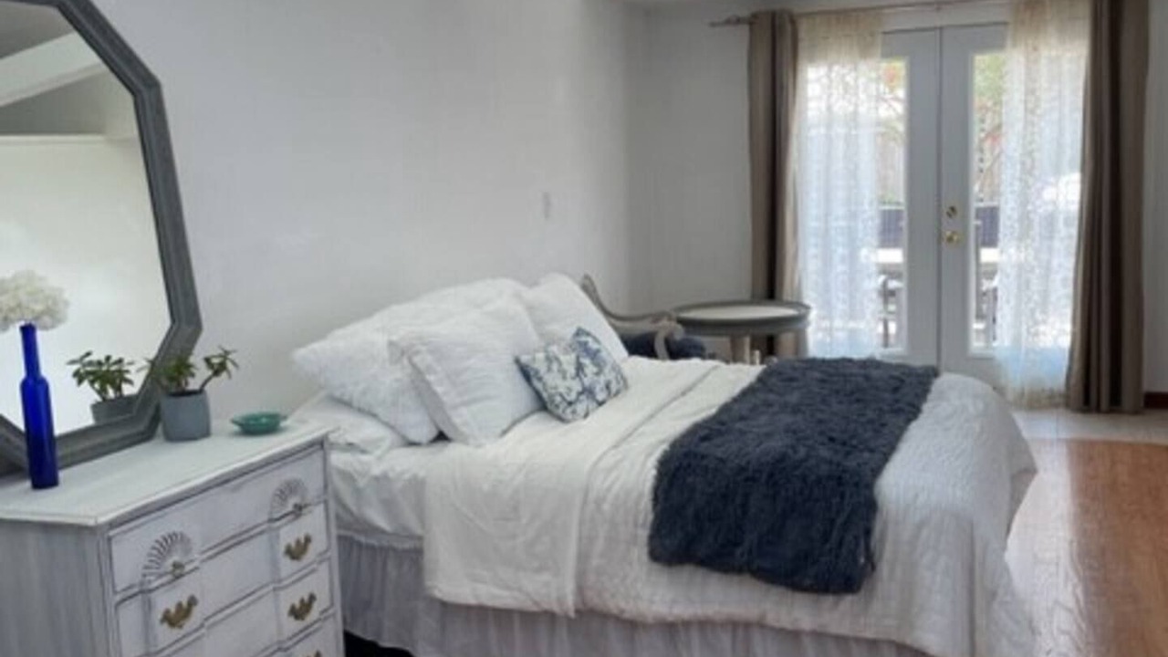 Photo of Bedroom in Mid City South