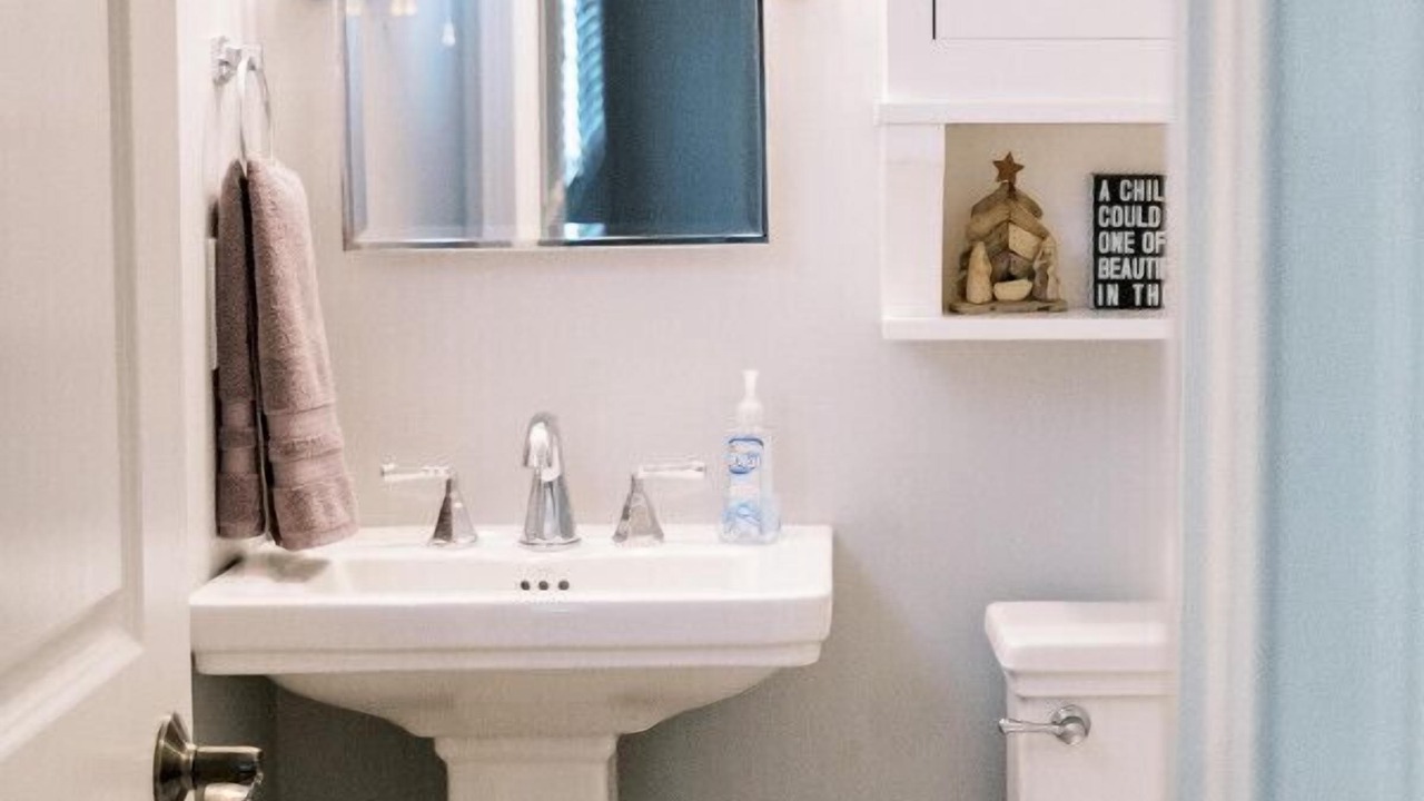 Photo of Bathroom in Dadeville