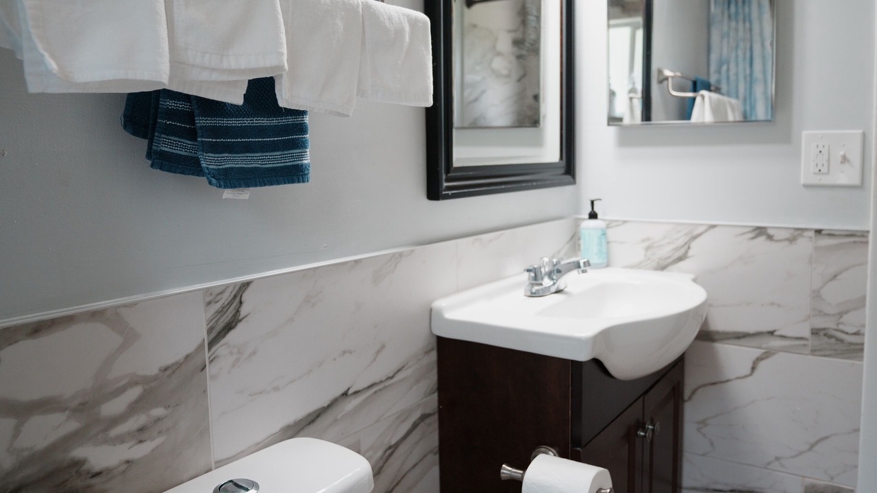 Photo of Bathroom in Limona Improvement