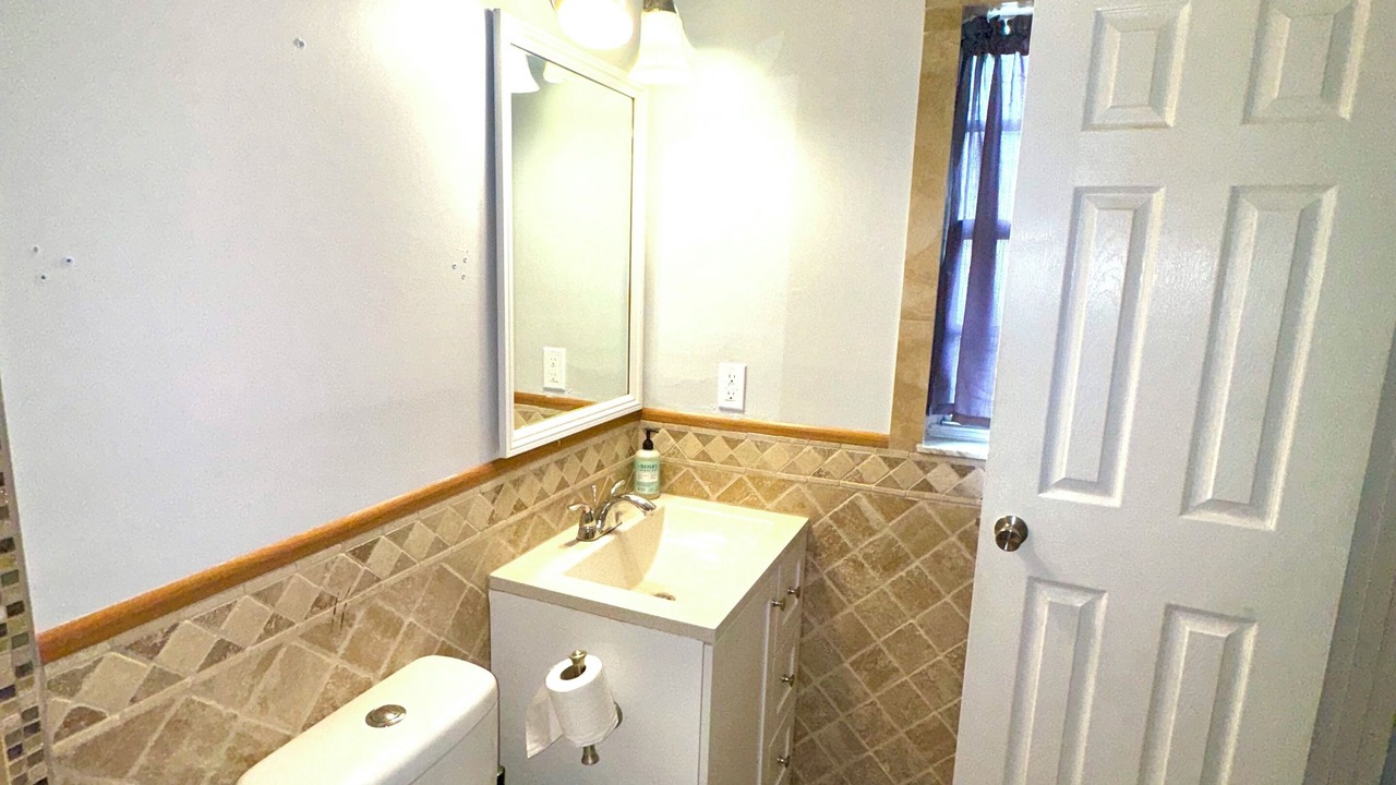 Photo of Bathroom in Limona Improvement