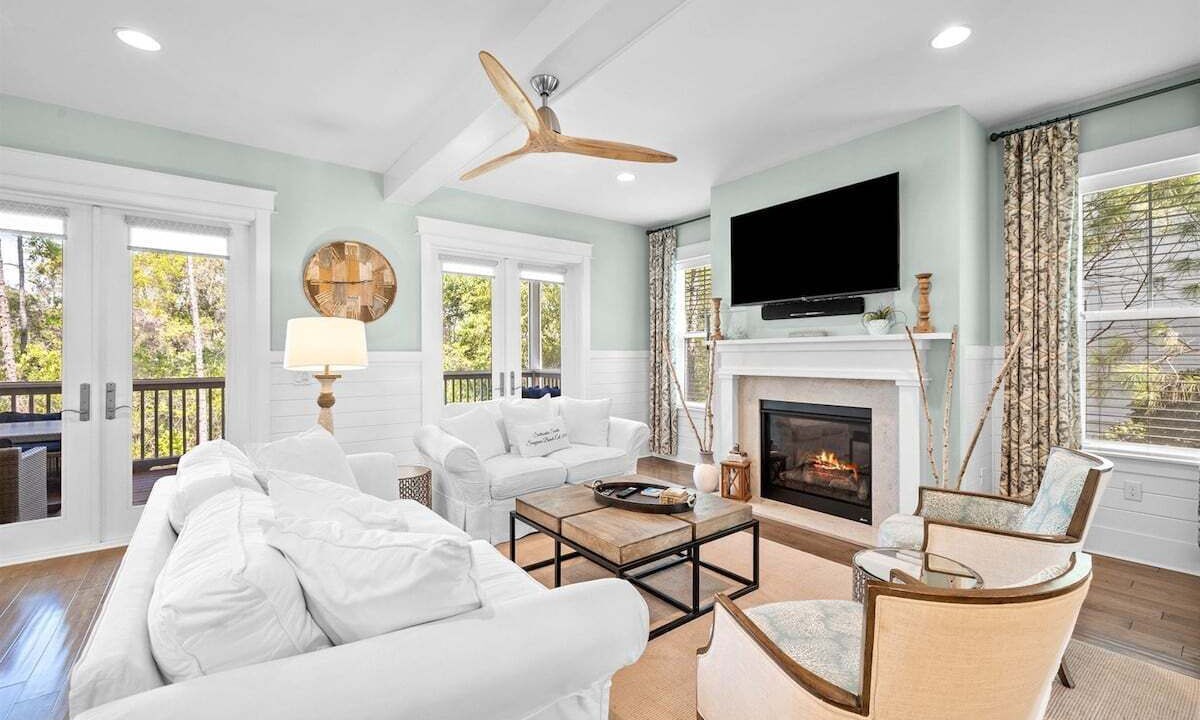 Photo of Livingroom in Santa Rosa Beach