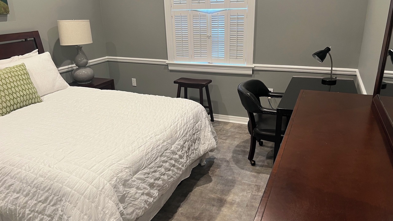 Photo of Bedroom in Pascagoula